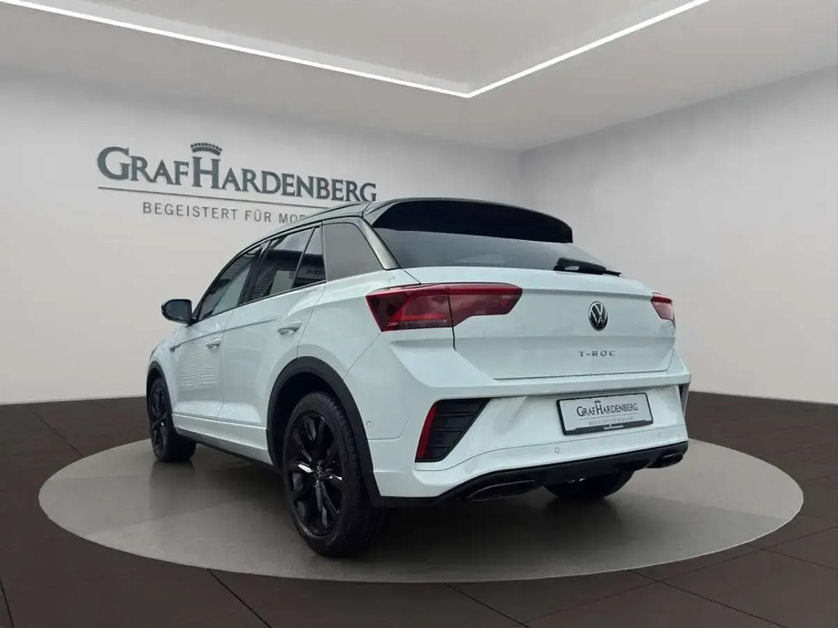 Gebraucht VW T-Roc R-line 150 PS (110 kW) 2024 Weiß SUV