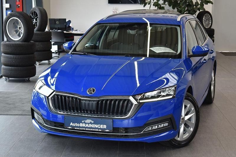 Blau Gebraucht 2022 Skoda Octavia Style Kombi | 20.550 € (Superpreis) - Bild 1/4