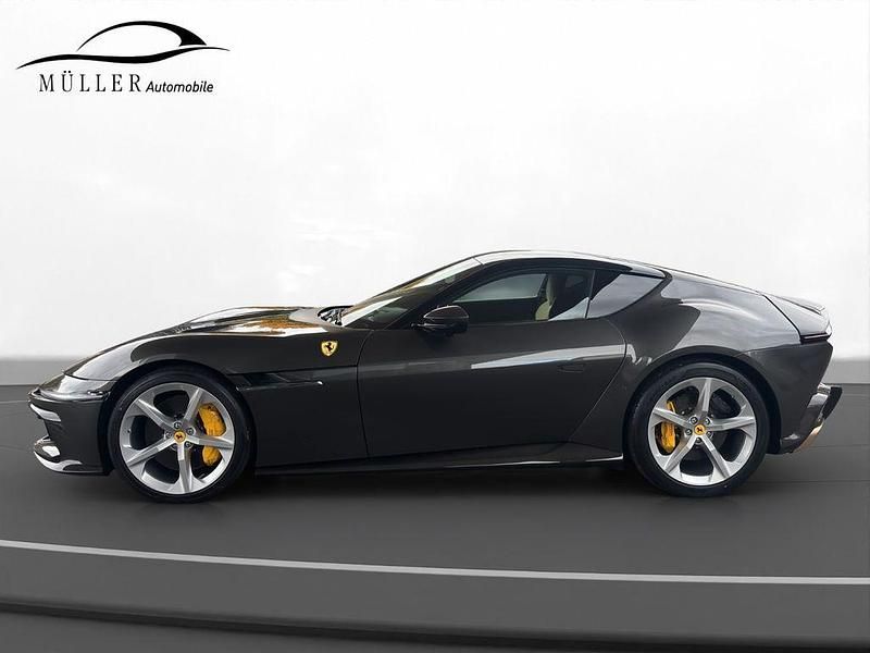 Neu Ferrari 12 Cilindri 829 PS (609 kW) 2025 Grau Coupé