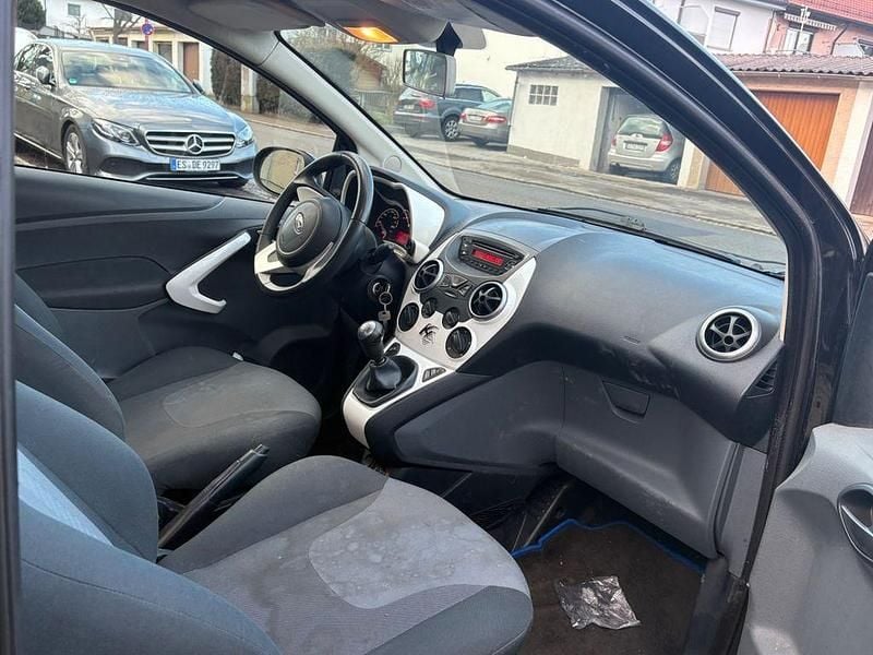Gebraucht Ford Ka Trend 69 PS (50 kW) 2009 Schwarz Kleinwagen