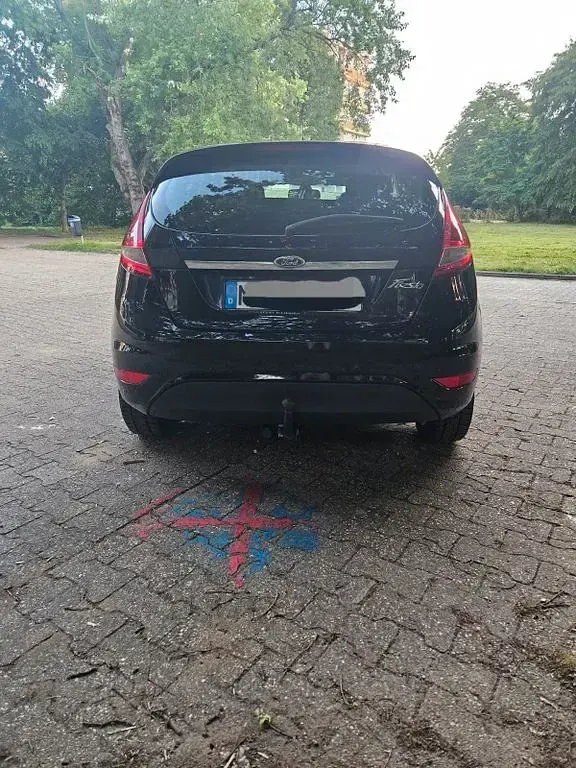 Gebraucht Ford Fiesta Titanium 82 PS (60 kW) 2011 Schwarz Limousine