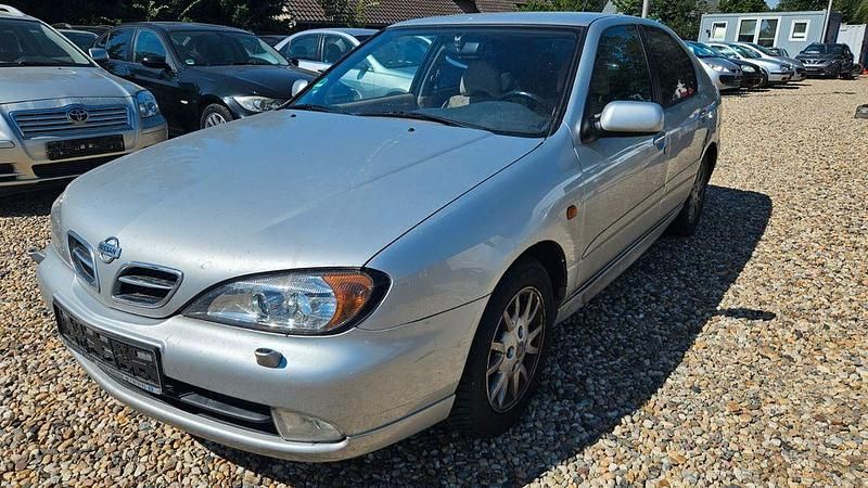 Silber Gebraucht 2000 Nissan Primera Comfort Limousine | 790 € (Guter Preis) - Bild 1/4