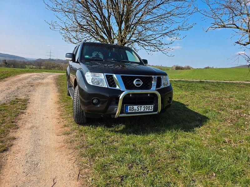 Gebraucht Nissan Pathfinder 190 PS (139 kW) 2011 Schwarz SUV