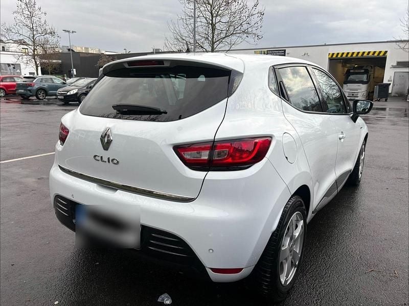 Gebraucht Renault Clio IV LIMITED 90 PS (66 kW) 2019 Weiß Kleinwagen