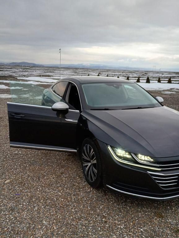 Gebraucht VW Arteon 190 PS (139 kW) 2018 Schwarz Kleinwagen