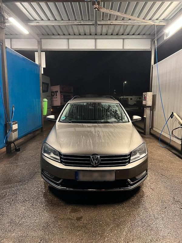 Gebraucht VW Passat 160 PS (117 kW) 2013 Kombi