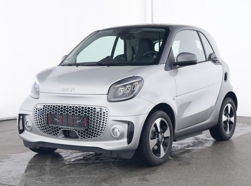 Cool silver (metallic) Neu 2024 Smart ForTwo Electric Drive Coupé | 19.222 € (Teuer) - Bild 1/4