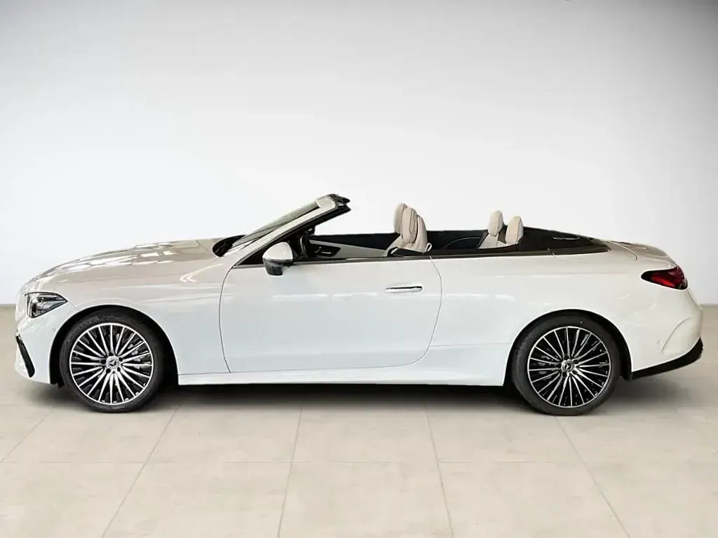 Gebraucht Mercedes 200 204 PS (150 kW) 2024 Unilack polarweiß Cabrio