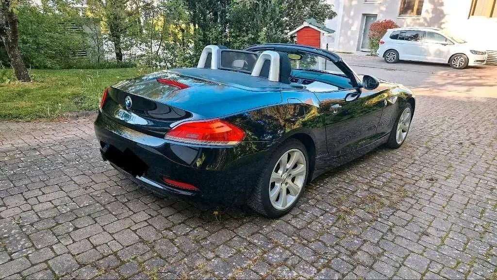 Gebraucht BMW Z4 204 PS (150 kW) 2011 Schwarz Cabrio