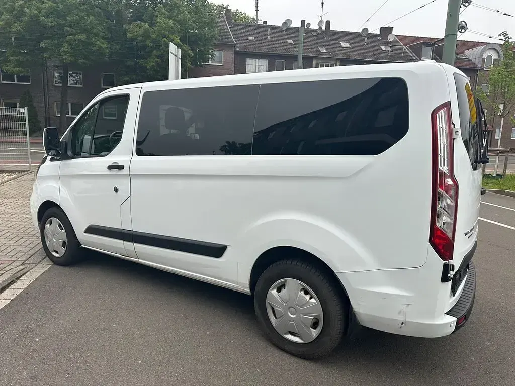 Usata Ford Transit 107 CV (78 kW) 2020 Bianco Monovolume