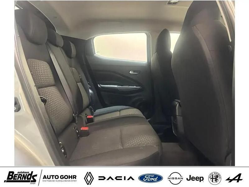 Gebraucht Nissan Juke Acenta 114 PS (83 kW) 2024 Silber SUV