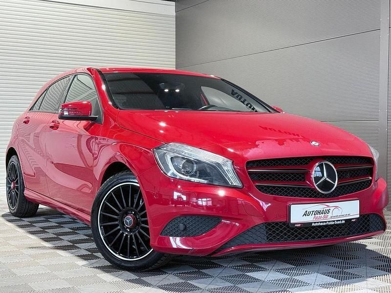 Rot Gebraucht 2012 Mercedes A180 Limousine | 8.770 € (Fairer Preis) - Bild 1/3