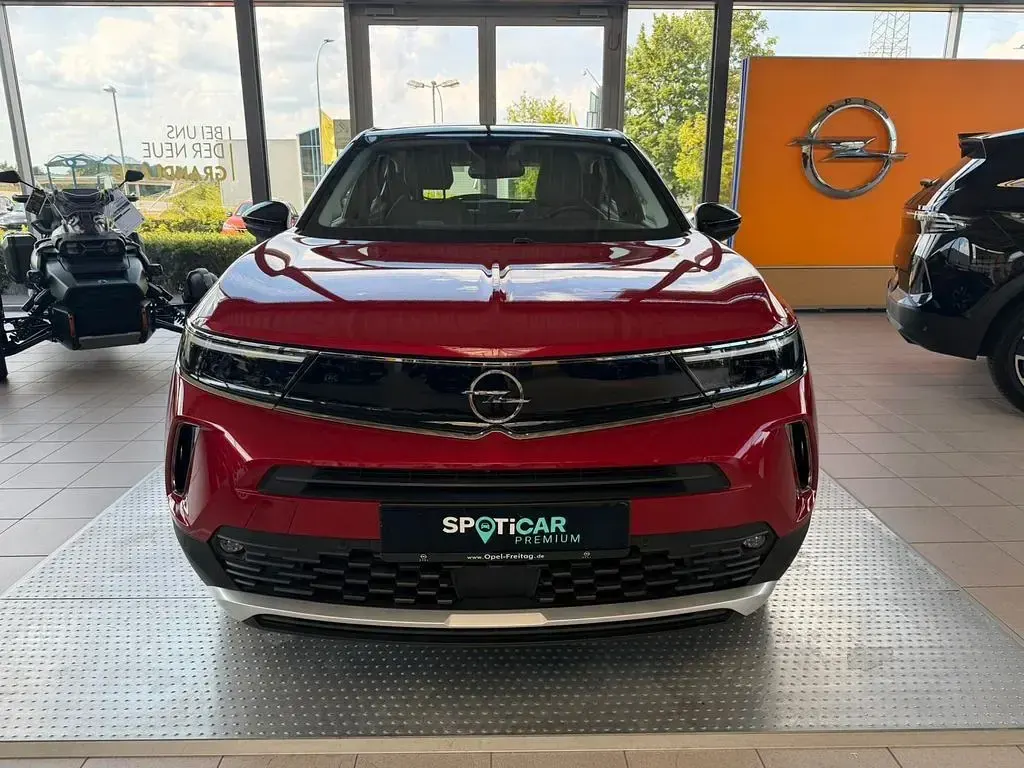 Gebraucht Opel Mokka-e Elegance 100 kW (136 PS) 2023 Rot SUV