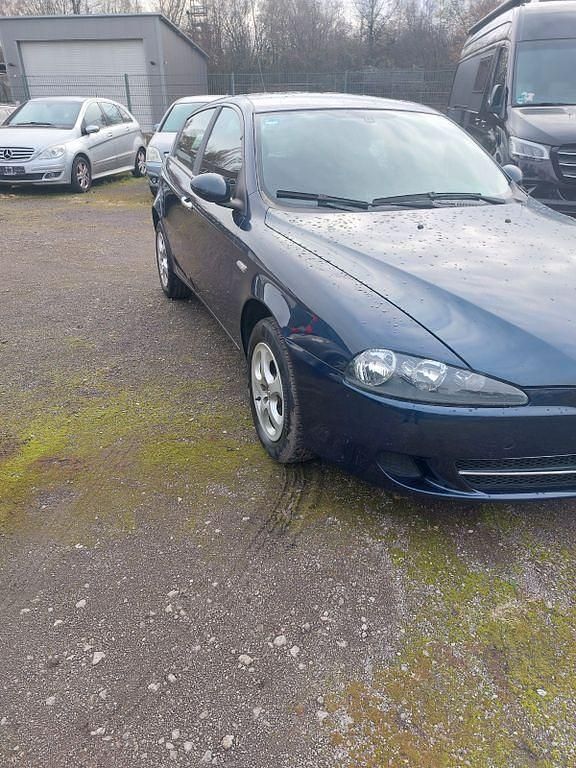 Schwarz Gebraucht 2007 Alfa Romeo 147 Kleinwagen | 2.980 € (Guter Preis) - Bild 1/4