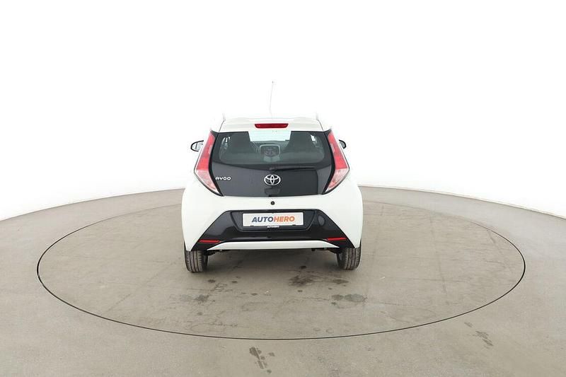 Gebraucht Toyota Aygo 2018 Weiß Kleinwagen