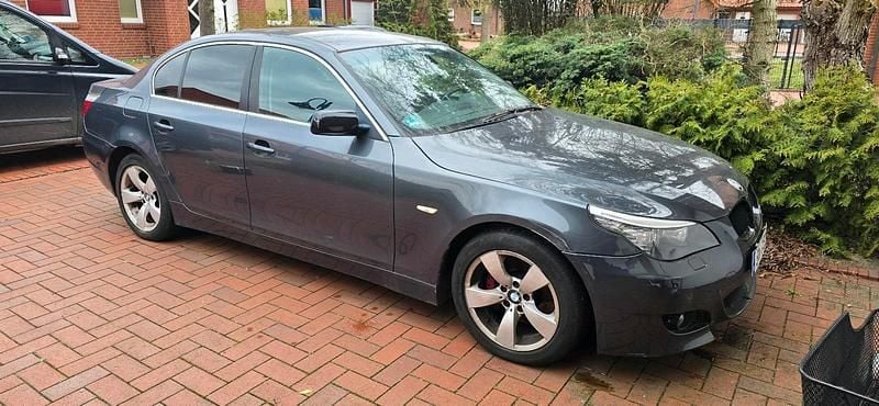 Gebraucht BMW 530 231 PS (169 kW) 2008 Grün Limousine