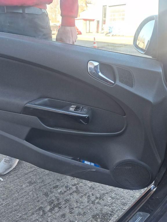 Gebraucht Opel Corsa 150 PS (110 kW) 2007 Schwarz Kleinwagen