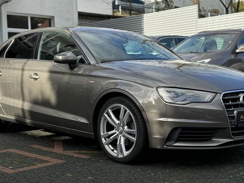 Gebraucht Audi A3 S-Line 150 PS (110 kW) 2014 Grau Limousine