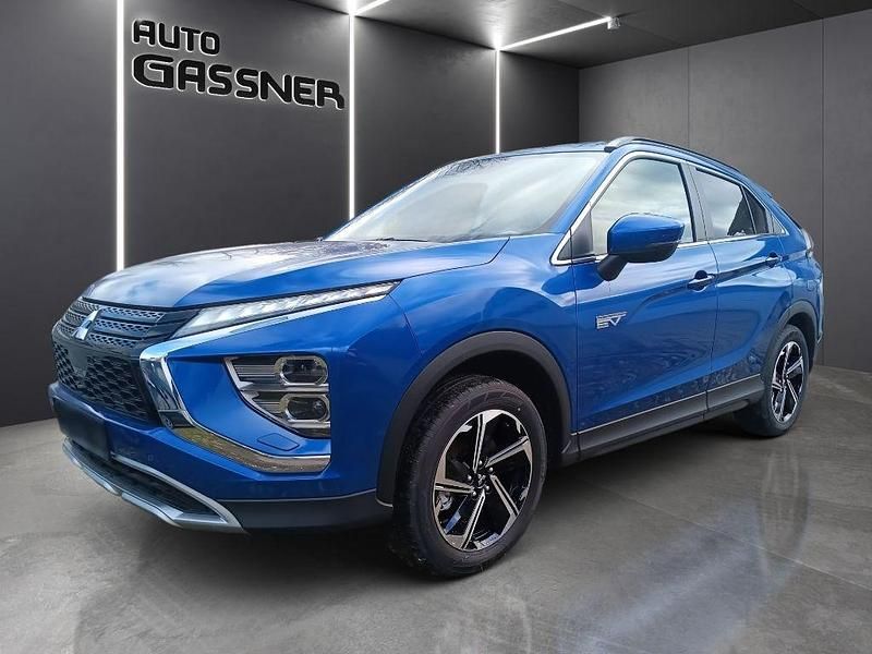 Blau Gebraucht 2024 Mitsubishi Eclipse Cross Plus SUV | 29.990 € (Fairer Preis) - Bild 1/4