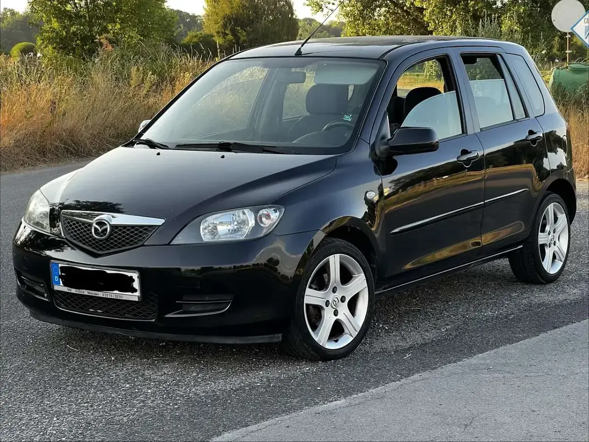 Gebraucht Mazda 2 Exclusive 68 PS (50 kW) 2005 Kleinwagen