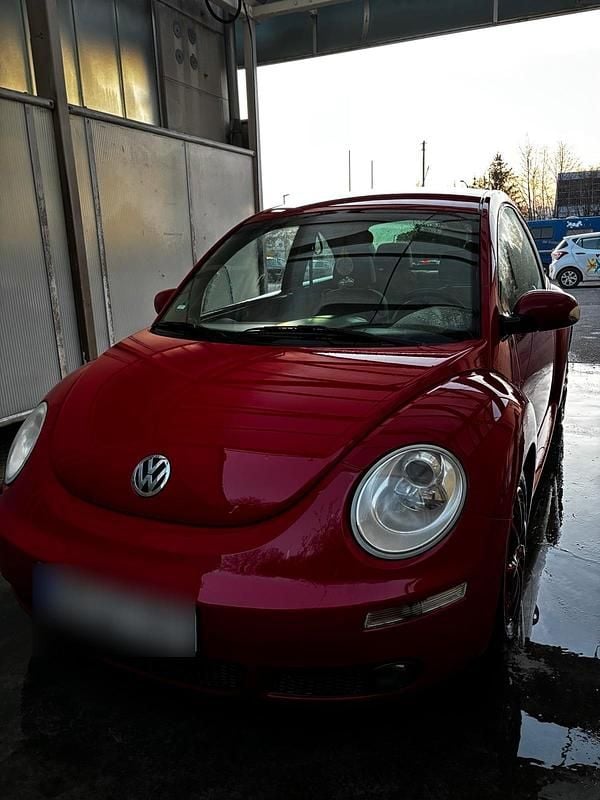 Gebraucht VW Beetle 105 PS (77 kW) 2007 Rot Kleinwagen