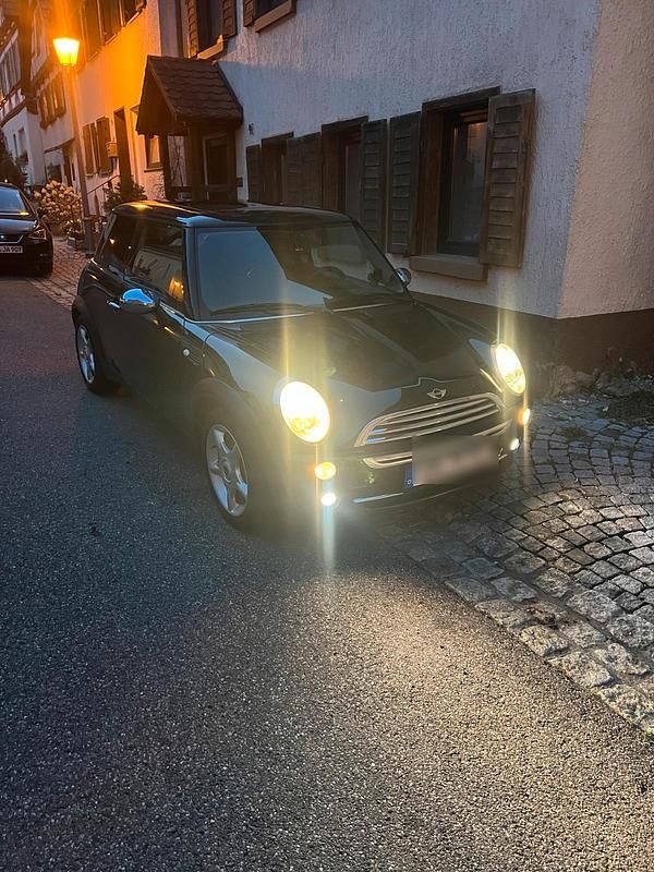 Schwarz Gebraucht 2005 Mini Cooper Coupé Coupé | 2.400 € (Fairer Preis) - Bild 1/4