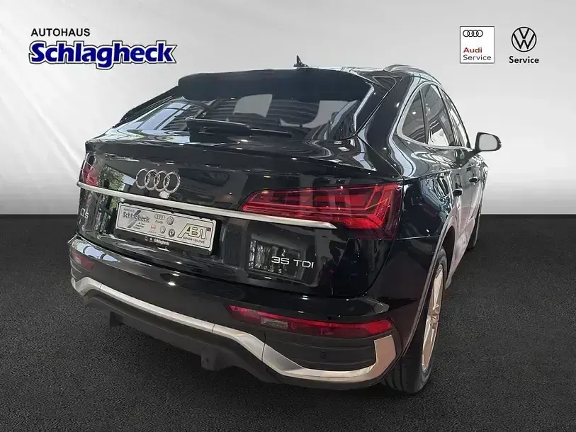 Gebraucht Audi Q5 Sportback Business 204 PS (150 kW) 2024 Mythosschwarz SUV