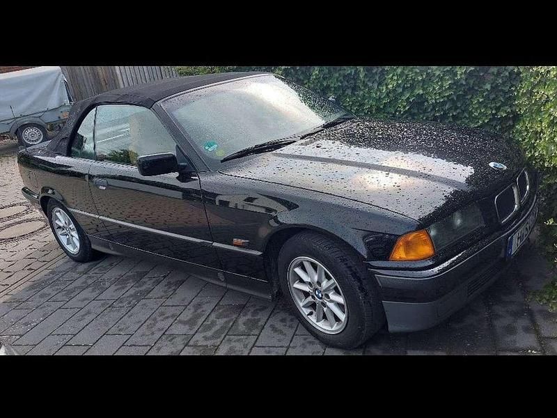 Schwarz Gebraucht 1995 BMW 318 Cabriolet Cabrio | 7.500 € - Bild 1/4