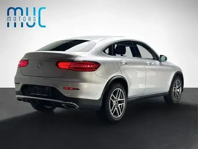 Gebraucht Mercedes GLC300 AMG line 245 PS (180 kW) 2018 Silber SUV