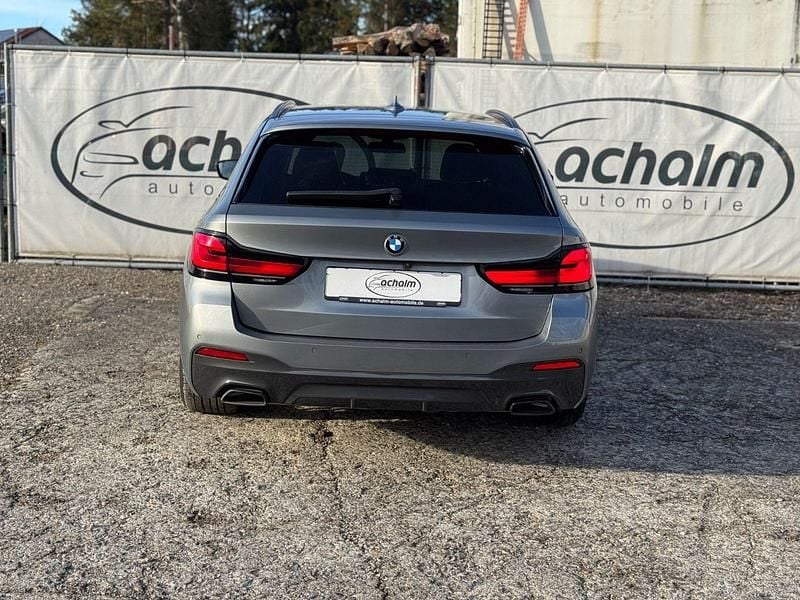Gebraucht BMW 530 M Sport 286 PS (210 kW) 2022 Grau Kombi