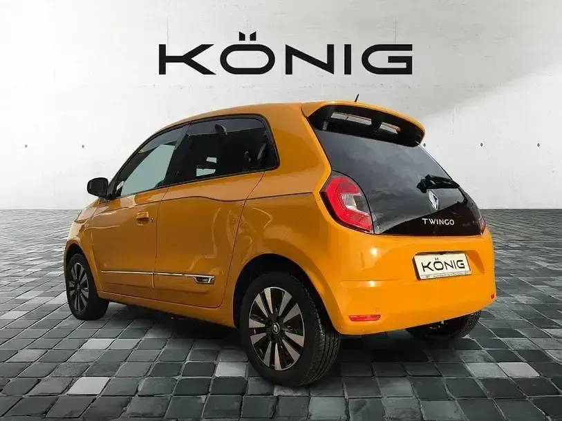 Używany Renault Twingo Techno 60 kW (82 KM) 2023 Żółty Hatchback