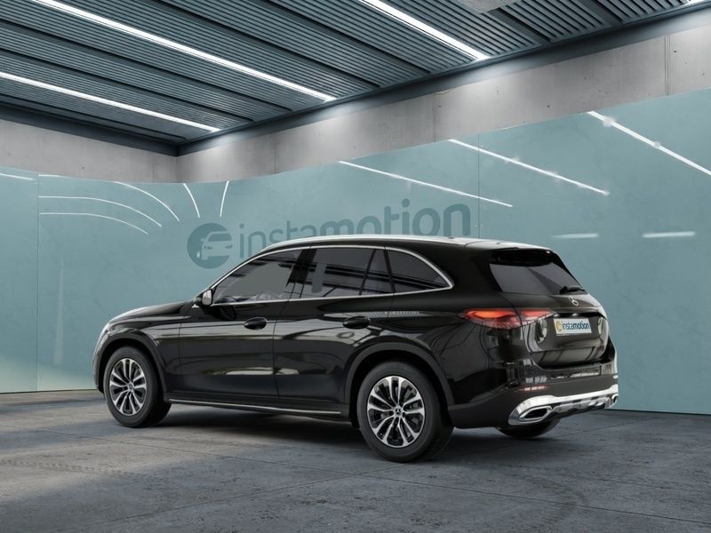Gebraucht Mercedes GLC200 204 PS (150 kW) 2024 Schwarz SUV
