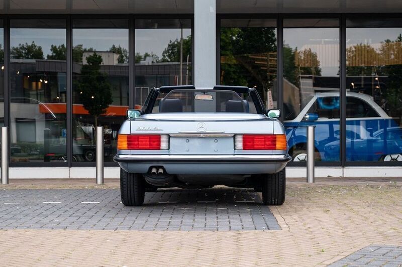 Gebraucht Mercedes SL300 179 PS (131 kW) 1987 Blau Cabrio
