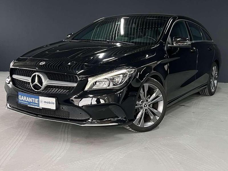 Gebraucht Mercedes CLA200 136 PS (100 kW) 2018 Schwarz Kombi