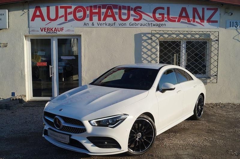 Polarweiss unilack Gebraucht 2021 Mercedes CLA250 AMG Limousine | 29.900 € (Guter Preis) - Bild 1/4