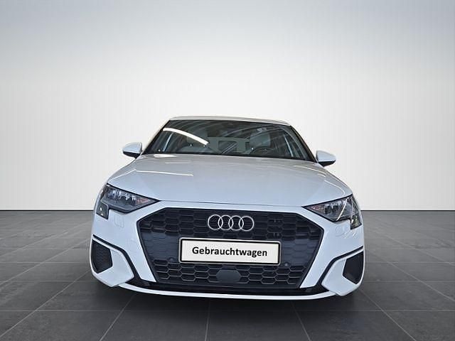 Gebraucht Audi A3 116 PS (85 kW) 2023 Ibisweiß Limousine
