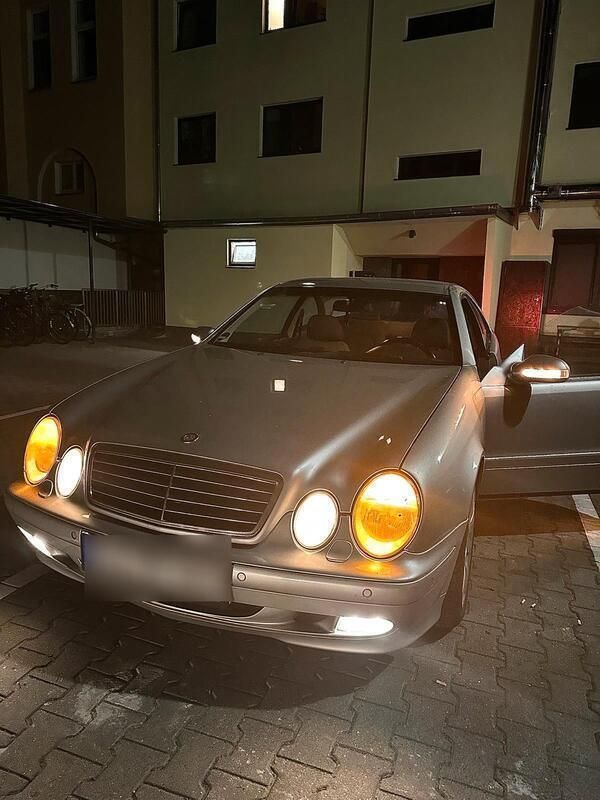 Grau Gebraucht 1999 Mercedes CLK230 Coupé | 1.700 € (Fairer Preis) - Bild 1/4