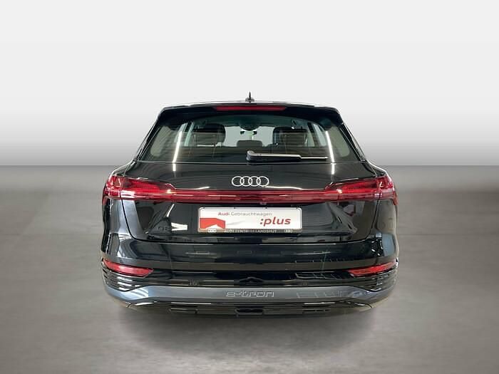 Gebraucht Audi Q8 e-tron Advanced Plus 300 kW (408 PS) 2024 Mythosschwarz (metallic) SUV