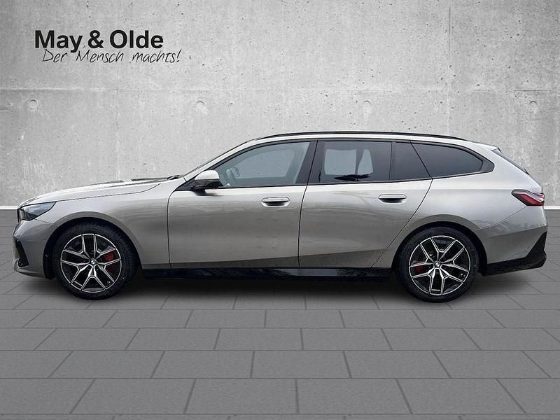 Gebraucht BMW 540 M Sport 286 PS (210 kW) 2025 Grau Kombi