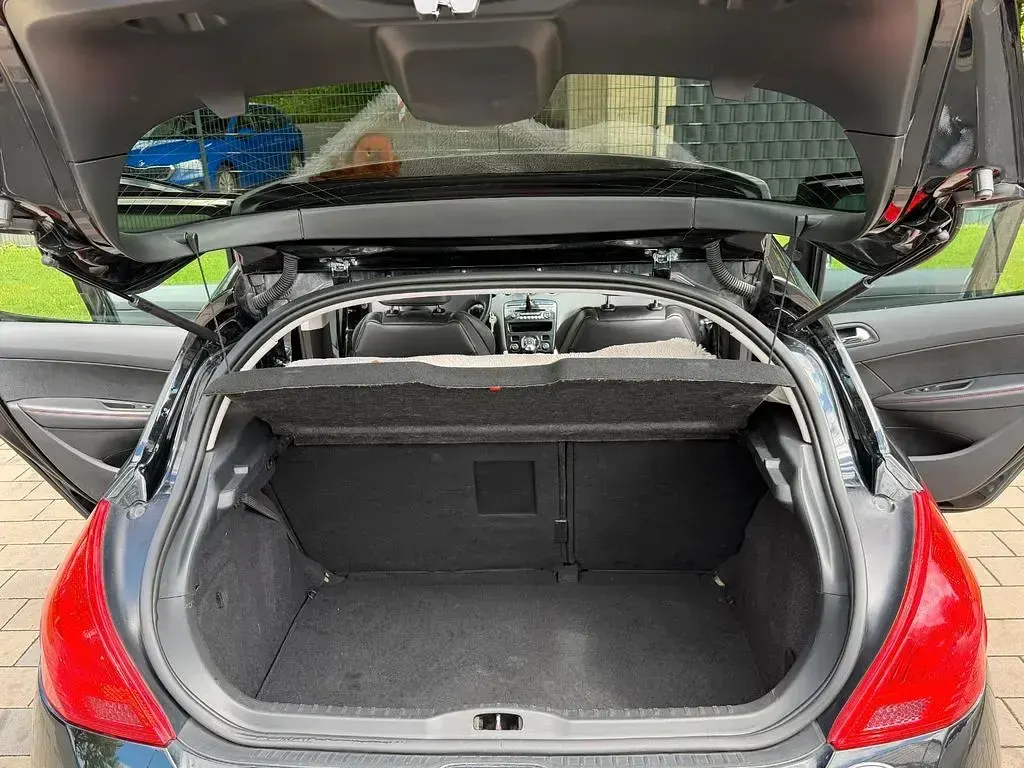 Gebraucht Peugeot 308 GTi 200 PS (147 kW) 2013 Schwarz Limousine