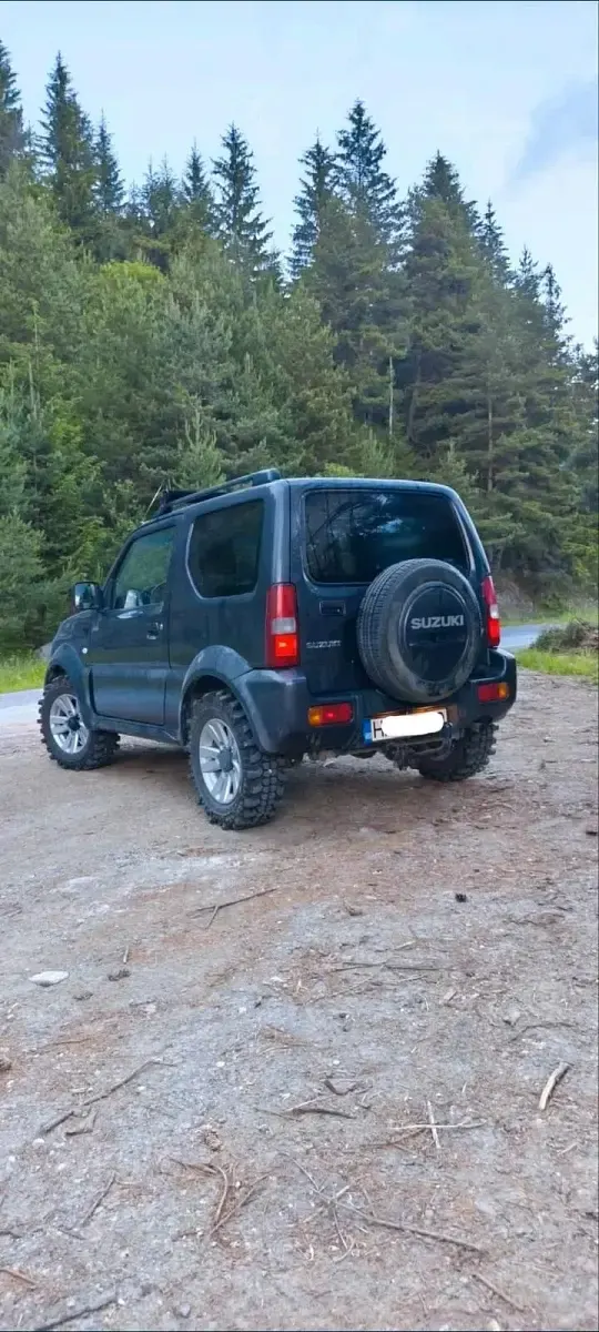 Gebraucht Suzuki Jimny 85 PS (62 kW) 2014 Grau SUV