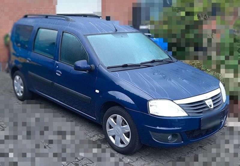 Blau Gebraucht 2009 Dacia Logan MCV Lauréate Kombi | 2.850 € (Fairer Preis) - Bild 1/4