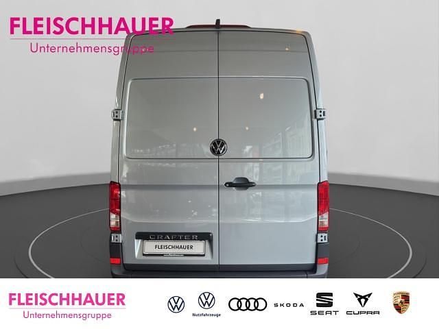 Gebraucht VW Crafter 177 PS (130 kW) 2024 Silber Van
