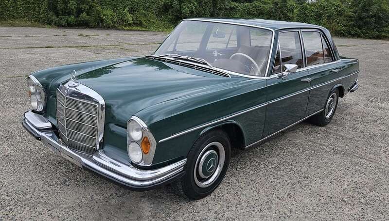 Grün Gebraucht 1967 Mercedes W108 SE Limousine | 10.990 € - Bild 1/4