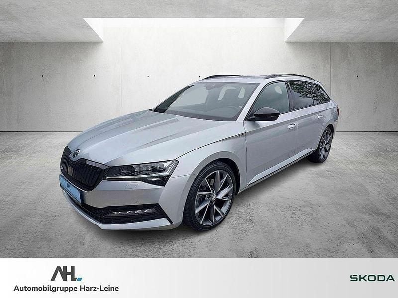 Gebraucht Skoda Superb SportLine 200 PS (147 kW) 2022 Silber Kombi