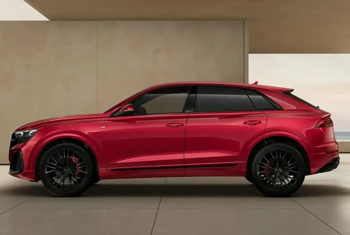 Neu Audi Q8 Design 286 PS (210 kW) 2026 Chilirot metallic SUV