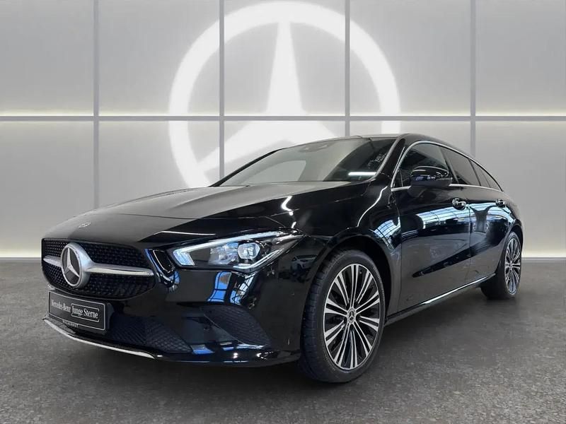Schwarz Gebraucht 2023 Mercedes CLA220 Shooting Brake Progressive Kombi | 32.589 € (Fairer Preis) - Bild 1/4