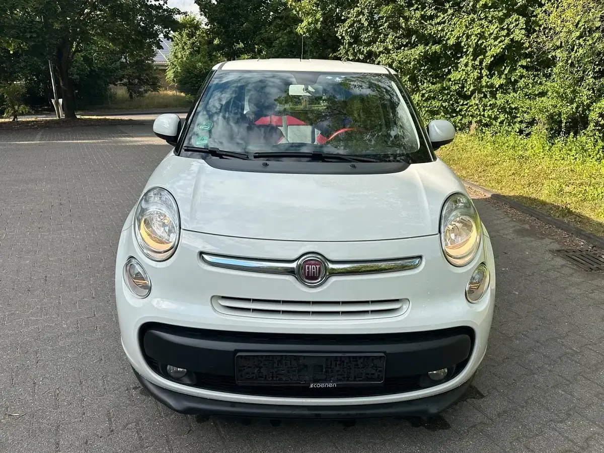 Gebraucht Fiat 500L 95 PS (69 kW) 2012 Weiß Van / Kleinbus