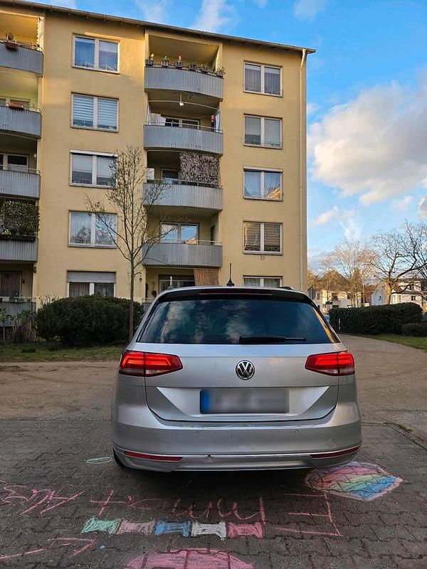 Gebraucht VW Passat 150 PS (110 kW) 2015 Kombi