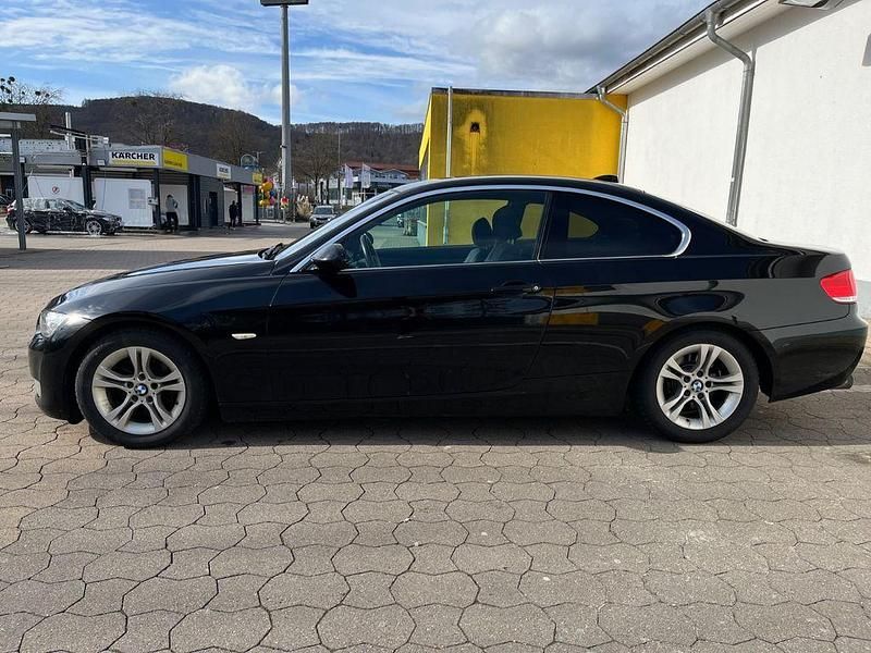 Gebraucht BMW 320 Performance 177 PS (130 kW) 2008 Schwarz Coupé